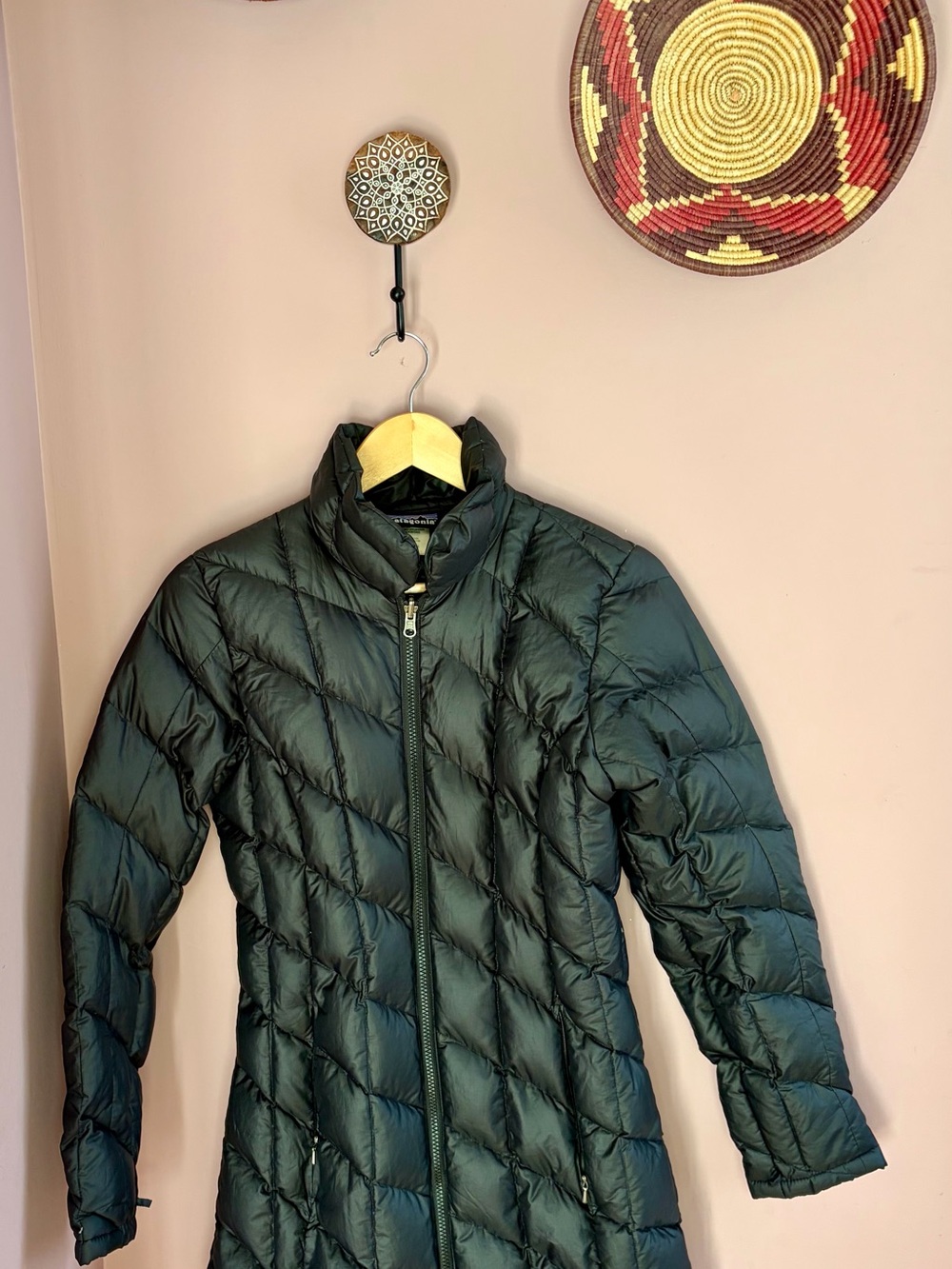 Patagonia Women's Black Down Parka Jacket Puffer Jacket